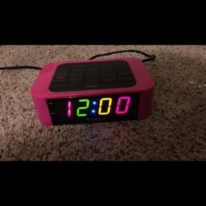 Changing color alarm clock